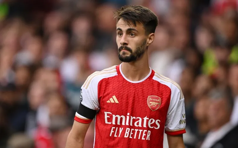 Fabio Vieira khả năng cao sẽ rời Arsenal khi không có nhiều cơ hội ra sân